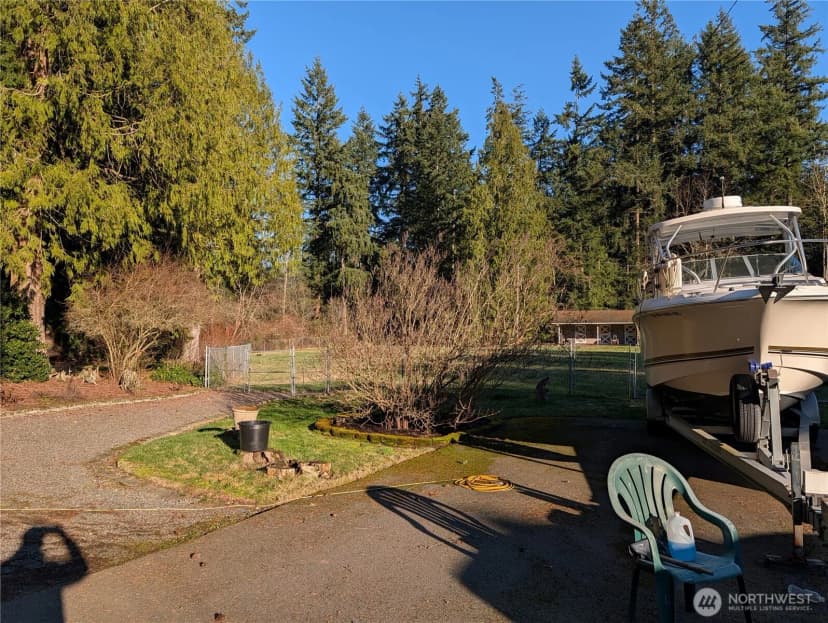 Property photo for 12105 25th Avenue Se, Everett photo 9