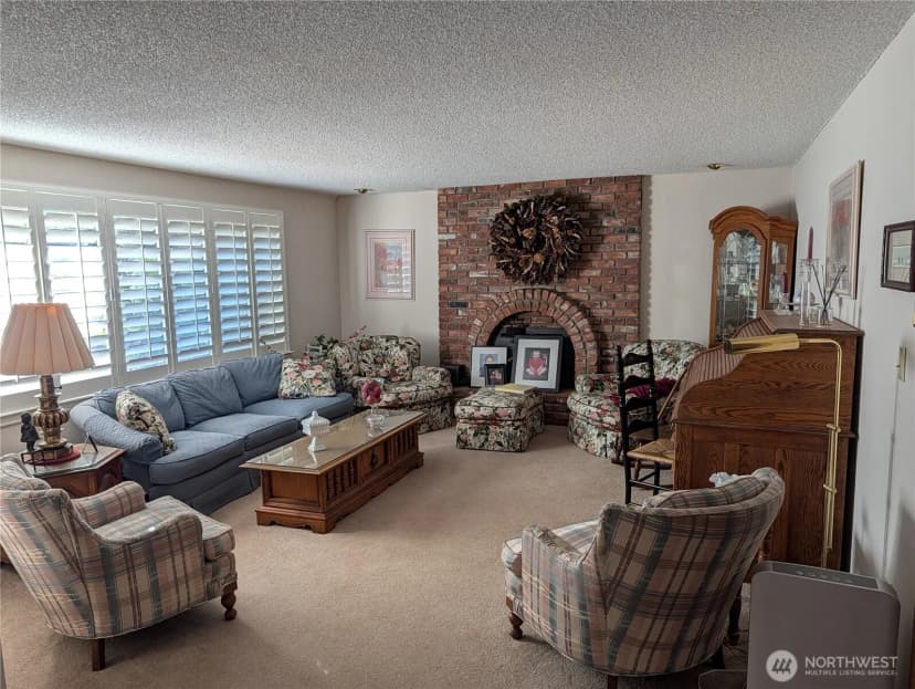 Property photo for 12105 25th Avenue Se, Everett photo 14