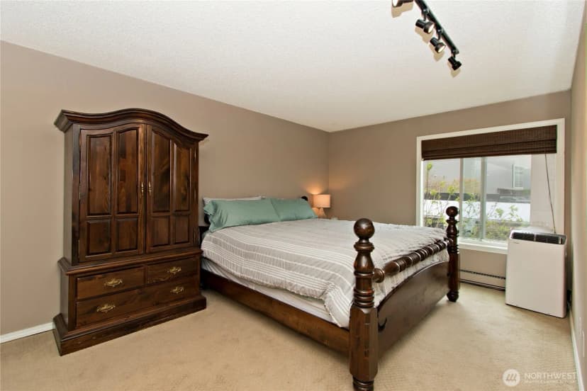 Property photo for 5021 Reply Lane N #102, Renton photo 12