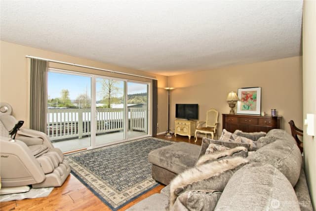 Property photo for 5021 Reply Lane N #102, Renton photo 5