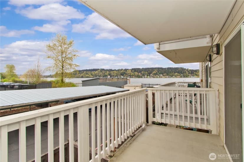 Property photo for 5021 Reply Lane N #102, Renton photo 21