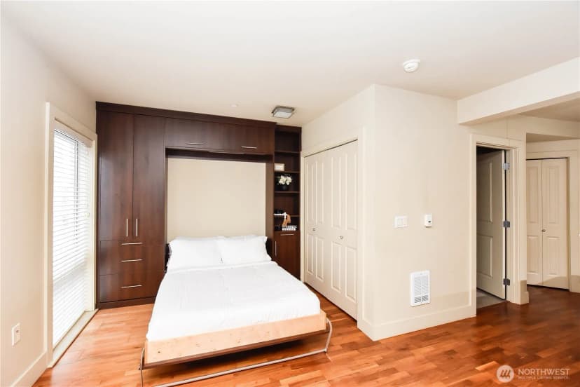 Property photo for 159 Denny Way #402, Seattle photo 11
