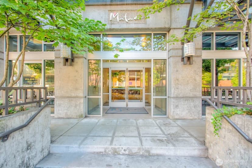 Property photo for 159 Denny Way #402, Seattle photo 21