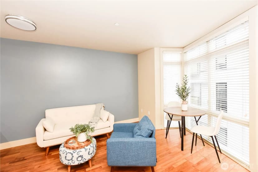 Property photo for 159 Denny Way #402, Seattle photo 3