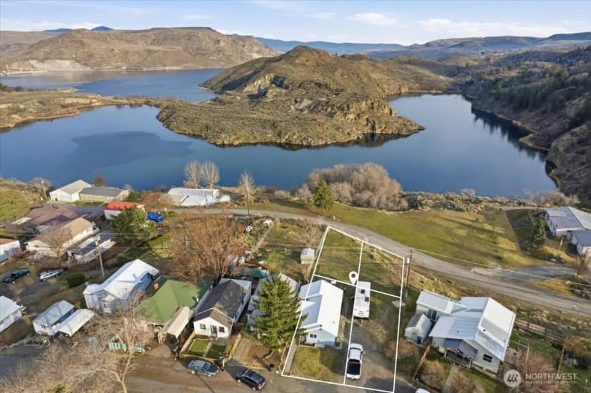 Property photo for 117 Young Street, Grand Coulee photo 23
