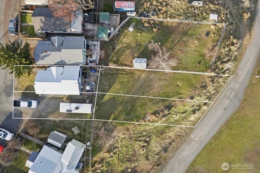 Property photo for 117 Young Street, Grand Coulee photo 22