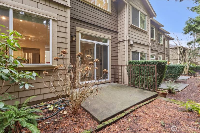 Property photo for 23300 Se Black Nugget Road #d3, Issaquah photo 31