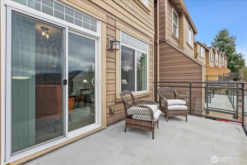 Property photo for 23300 Se Black Nugget Road #d3, Issaquah photo 17