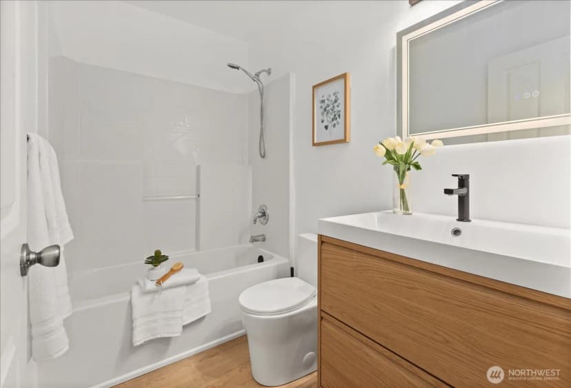 Property photo for 23300 Se Black Nugget Road #d3, Issaquah photo 27