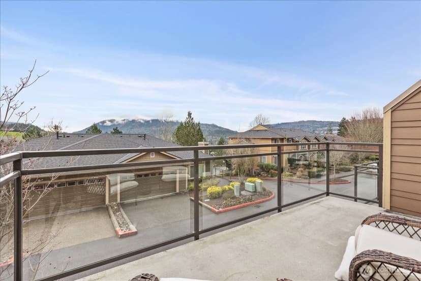 Property photo for 23300 Se Black Nugget Road #d3, Issaquah photo 2