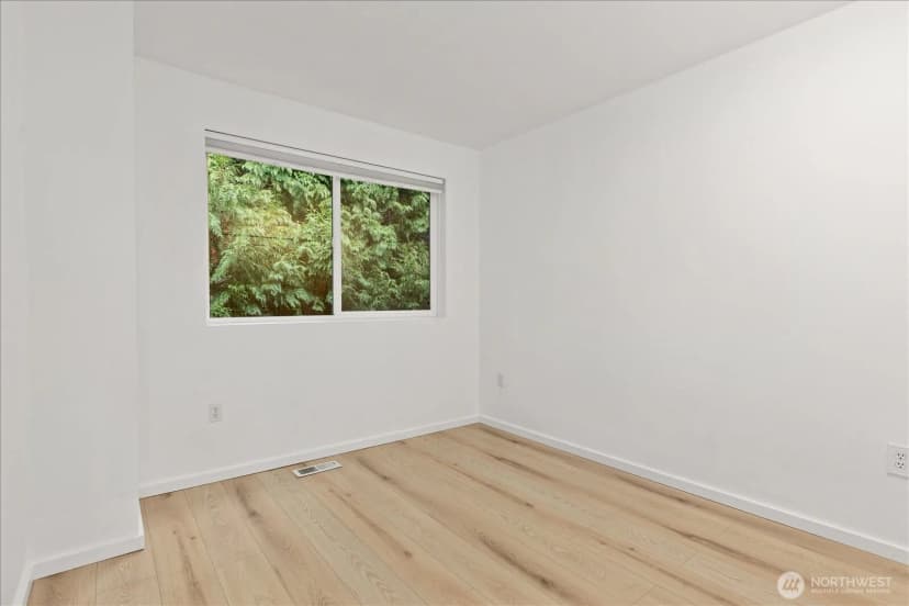 Property photo for 23300 Se Black Nugget Road #d3, Issaquah photo 25