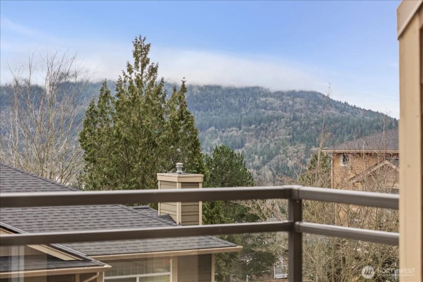 Property photo for 23300 Se Black Nugget Road #d3, Issaquah photo 18