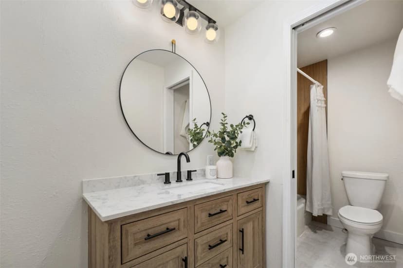 Property photo for 14035 2nd Avenue Nw, Seattle photo 7