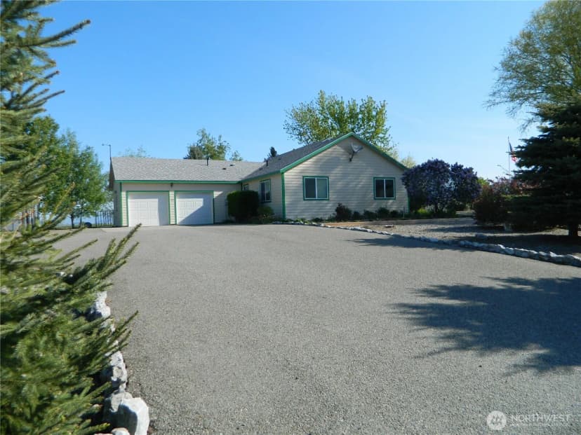 Property photo for 23 Valley View Drive, Tonasket photo 2