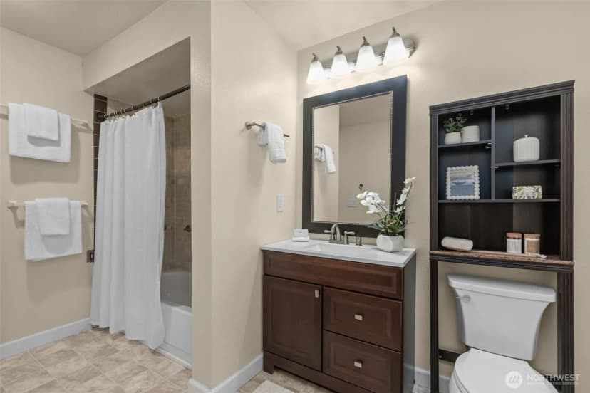 Property photo for 2001 Yesler Way #46, Seattle photo 15