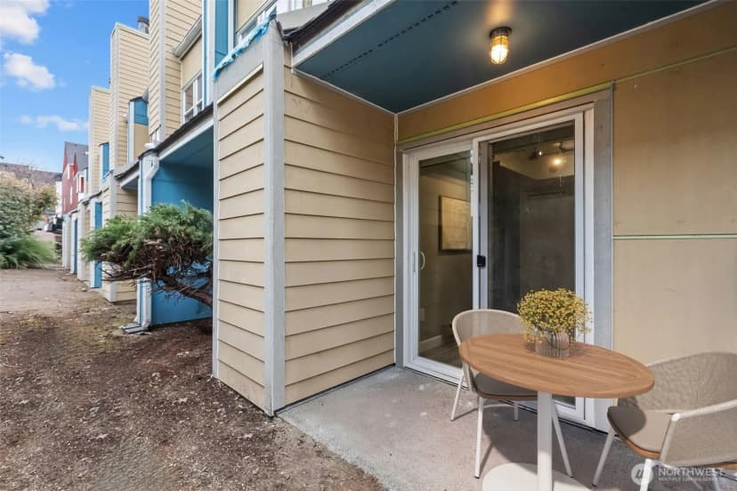 Property photo for 2001 Yesler Way #46, Seattle photo 17