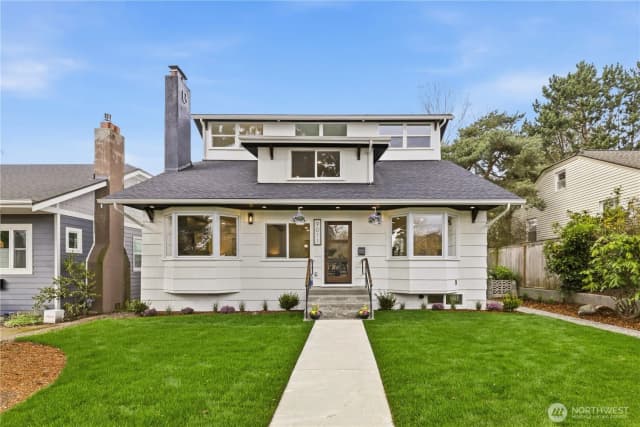 Property photo for 9011 36th Avenue Sw, Seattle