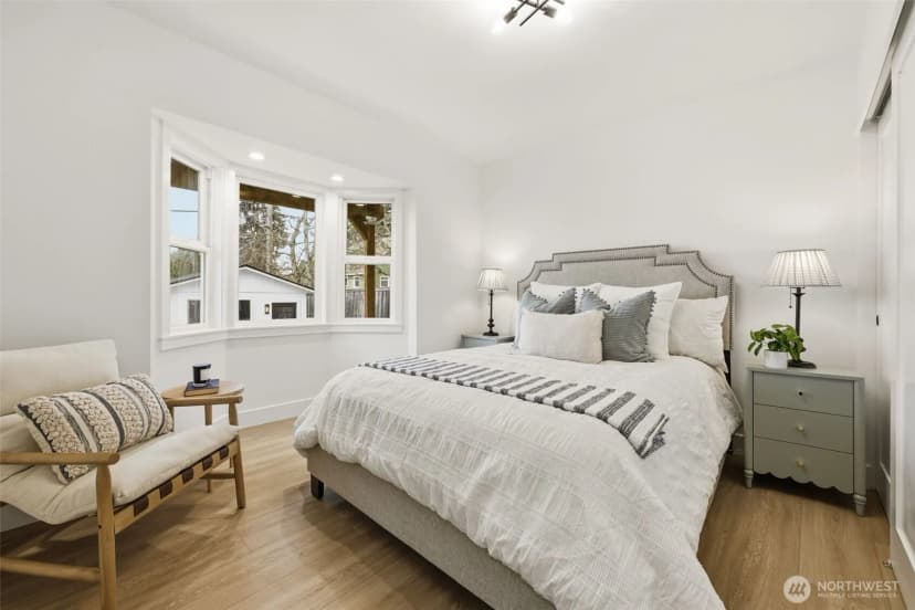 Property photo for 9011 36th Avenue Sw, Seattle photo 10