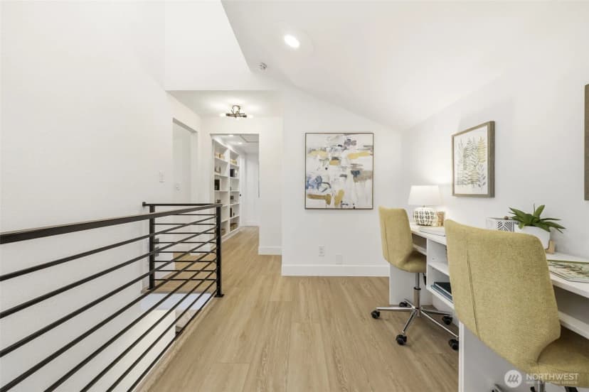 Property photo for 9011 36th Avenue Sw, Seattle photo 13