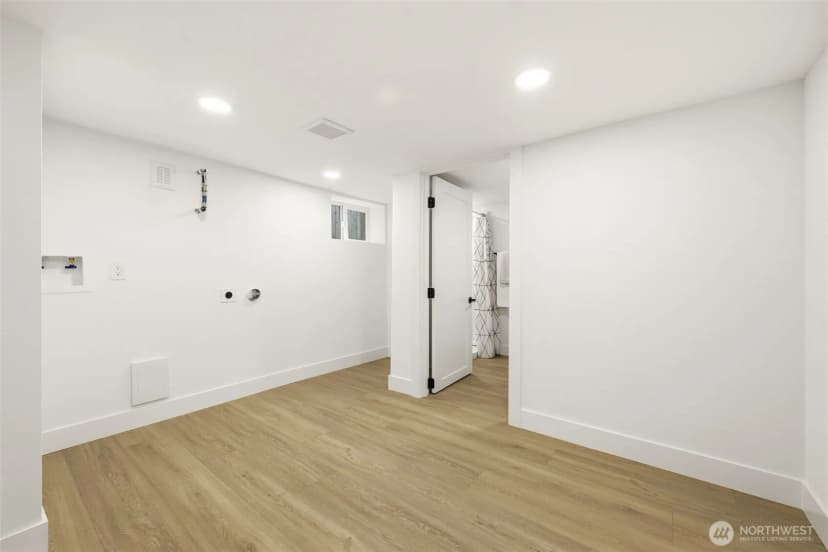 Property photo for 9011 36th Avenue Sw, Seattle photo 34