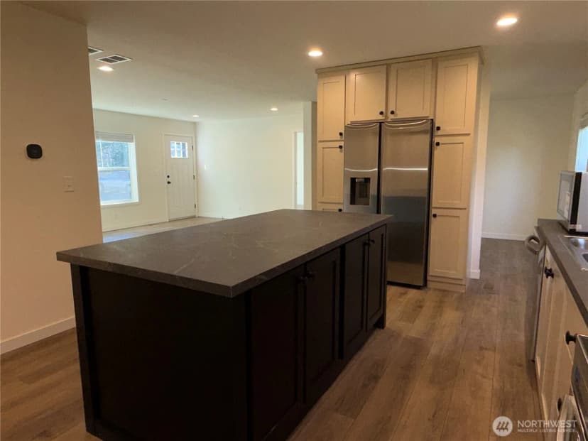 Property photo for 20405 Crane Place, Ocean Park photo 8