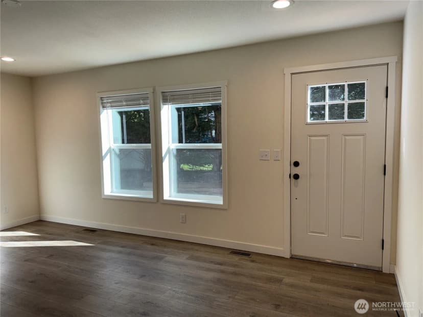 Property photo for 20405 Crane Place, Ocean Park photo 4