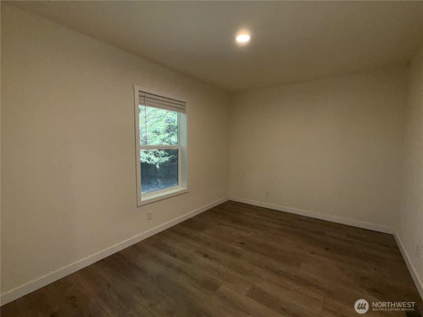 Property photo for 20405 Crane Place, Ocean Park photo 28