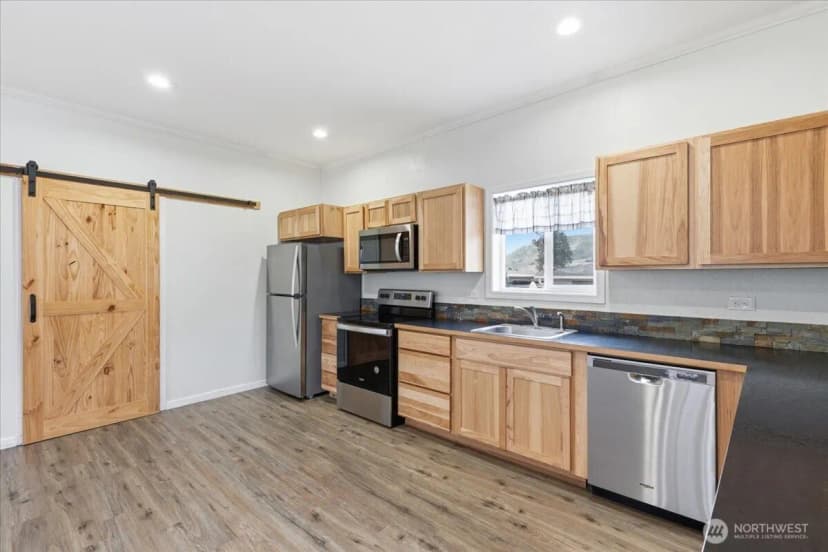Property photo for 314 Orchard Avenue, Elmer City photo 8