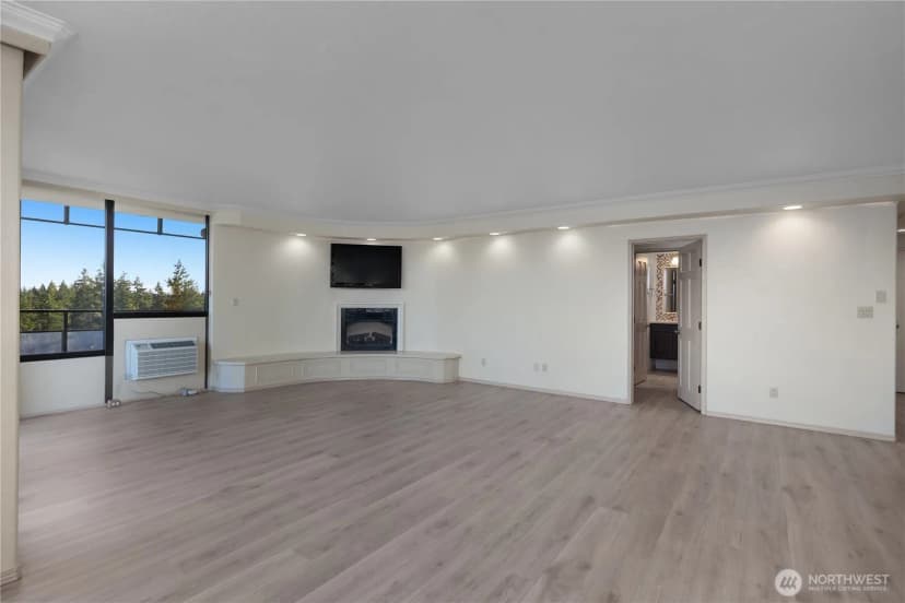 Property photo for 1910 Evergreen Park Drive Sw #903, Olympia photo 32