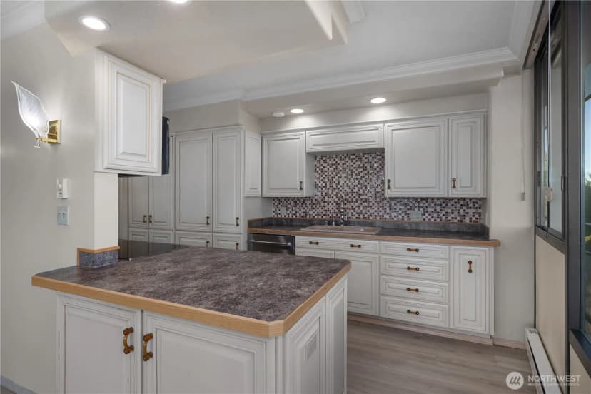 Property photo for 1910 Evergreen Park Drive Sw #903, Olympia photo 35
