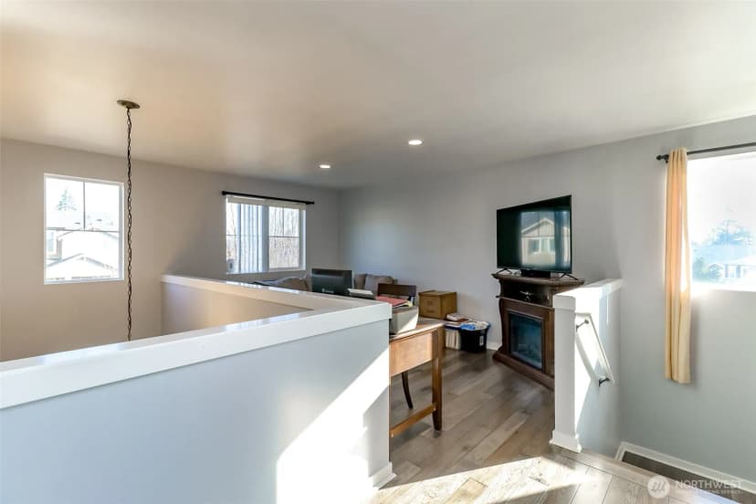 Property photo for 6820 9th Street E, Fife photo 17
