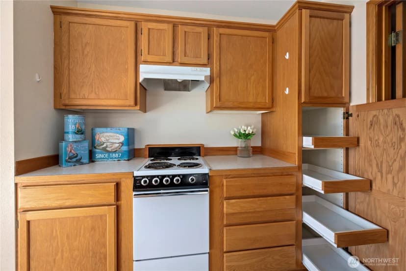 Property photo for 161 W Whidbey Avenue #21, Oak Harbor photo 12