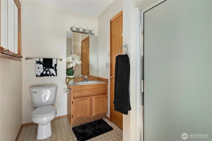 Property photo for 161 W Whidbey Avenue #21, Oak Harbor photo 27