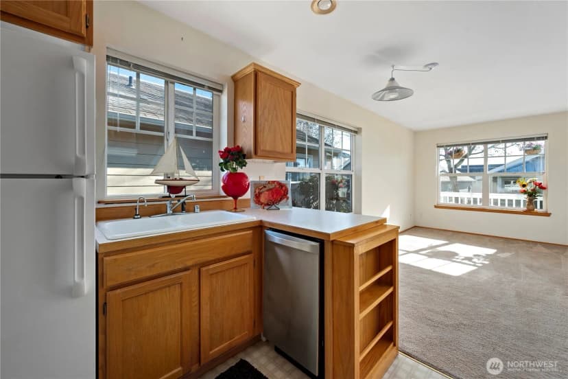 Property photo for 161 W Whidbey Avenue #21, Oak Harbor photo 16
