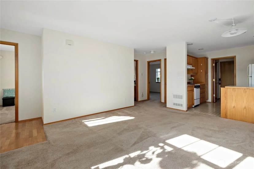 Property photo for 161 W Whidbey Avenue #21, Oak Harbor photo 37