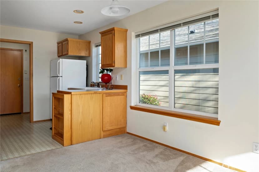 Property photo for 161 W Whidbey Avenue #21, Oak Harbor photo 15
