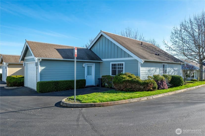 Property photo for 161 W Whidbey Avenue #21, Oak Harbor photo 7