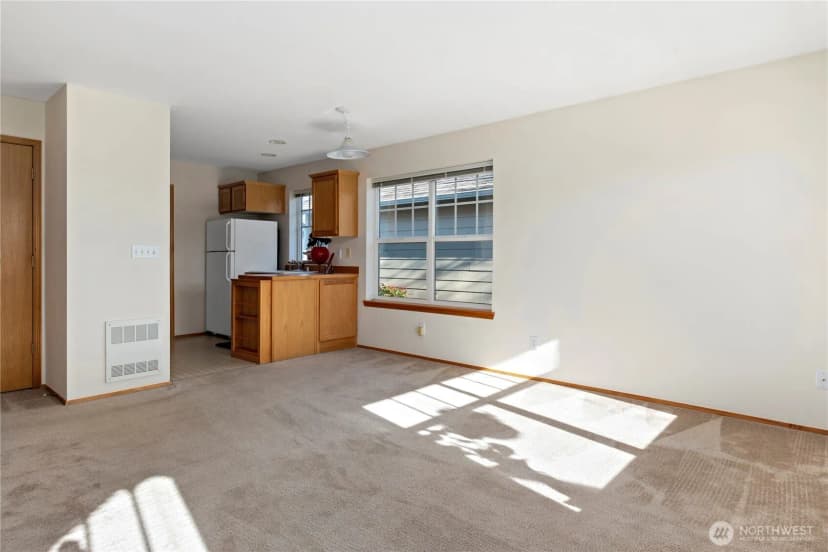 Property photo for 161 W Whidbey Avenue #21, Oak Harbor photo 36