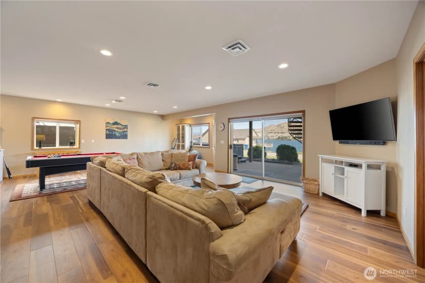 Property photo for 2031 W Terrace Avenue, Chelan photo 31