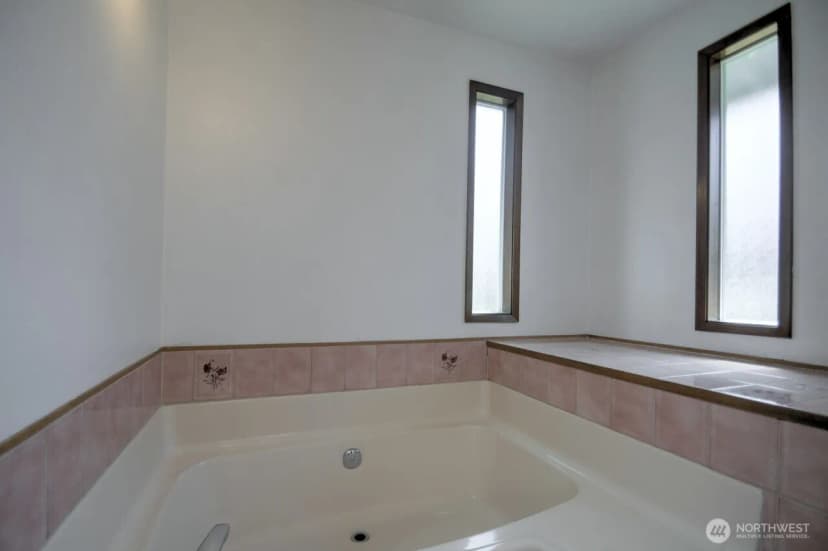 Property photo for 427 Sawmill Court Se, Olympia photo 20