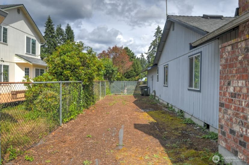 Property photo for 427 Sawmill Court Se, Olympia photo 32