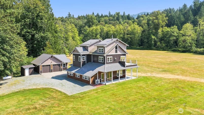 Property photo for 27806 W Gilligan Creek Road, Sedro Woolley photo 6