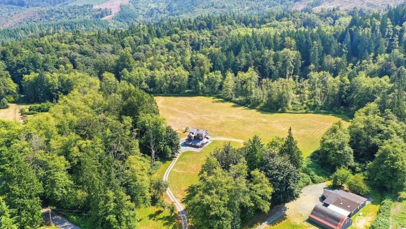 Property photo for 27806 W Gilligan Creek Road, Sedro Woolley photo 9
