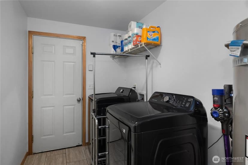 Property photo for 6 N Clear View Drive, Montesano photo 19