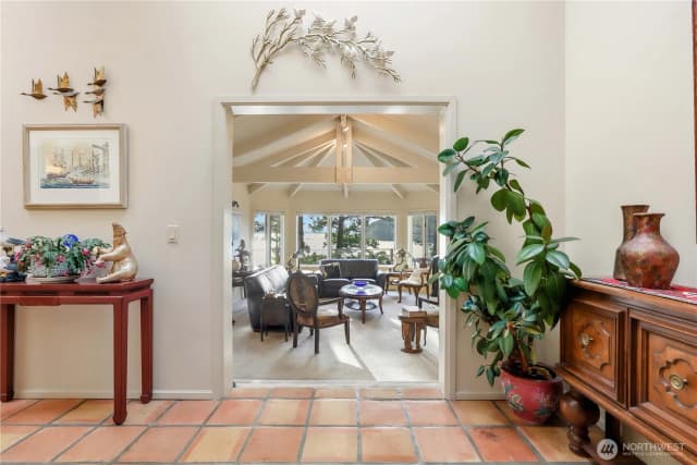 Property photo for 736 Tillamuk Drive, La Conner photo 3