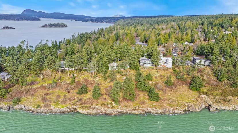 Property photo for 736 Tillamuk Drive, La Conner