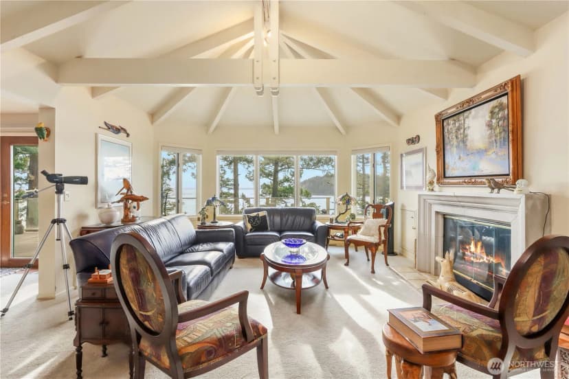 Property photo for 736 Tillamuk Drive, La Conner photo 4
