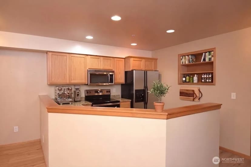 Property photo for 4035 Eliza Avenue #103, Bellingham photo 10