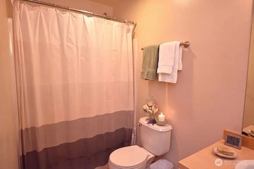 Property photo for 4035 Eliza Avenue #103, Bellingham photo 17