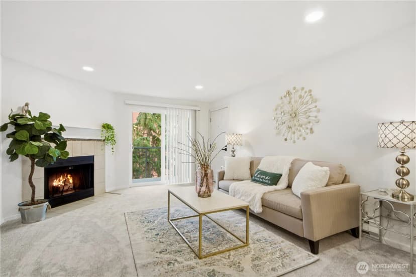 Property photo for 12607 Se 41 Place #h208, Bellevue